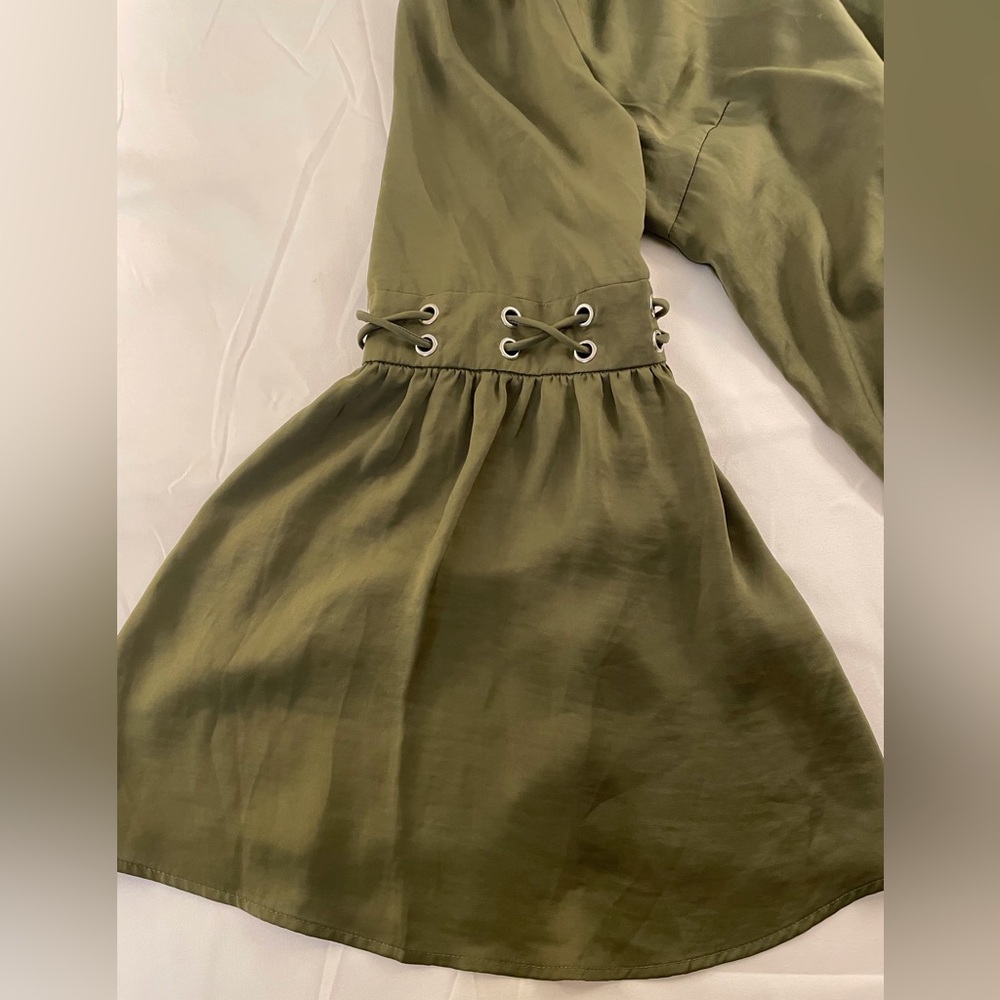 Venus Long Bell Sleeves Mini Dress Olive Green Size Medium - Picture 8 of 15